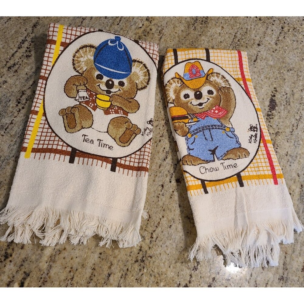 Lot of 2 Kirby Koala Bear Dish Towels Kitchen Vintage Gibson Cards Chow Tea Time